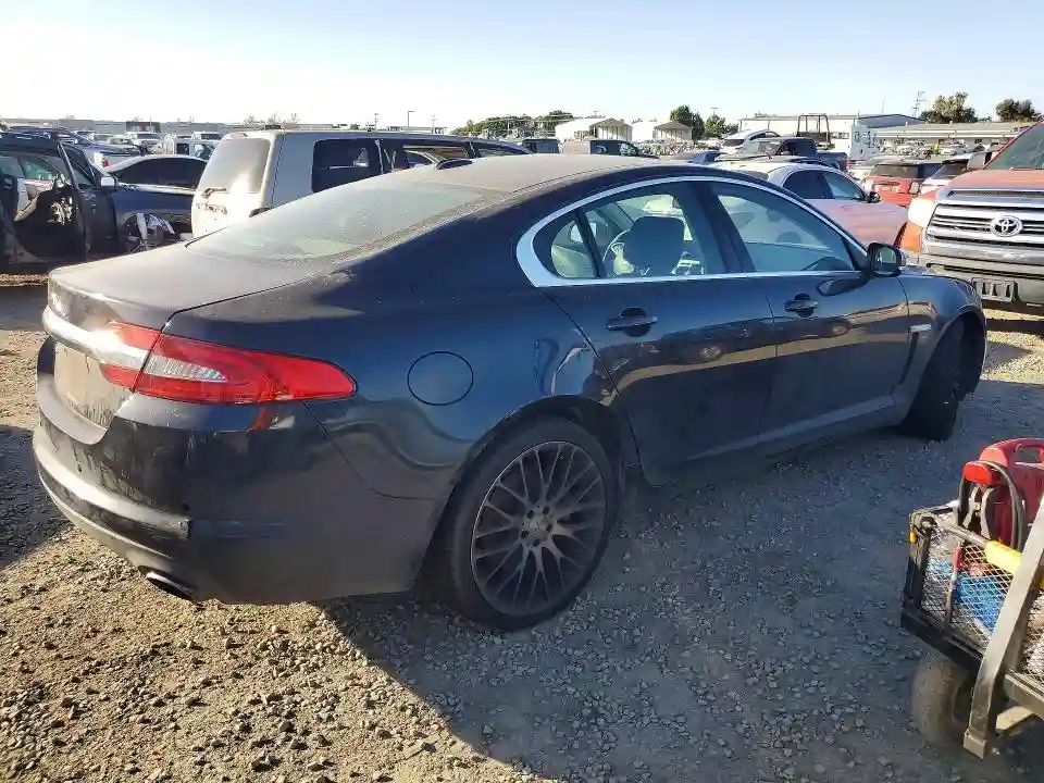 SAJWA0HB2CLS23934 2012 JAGUAR XF-2