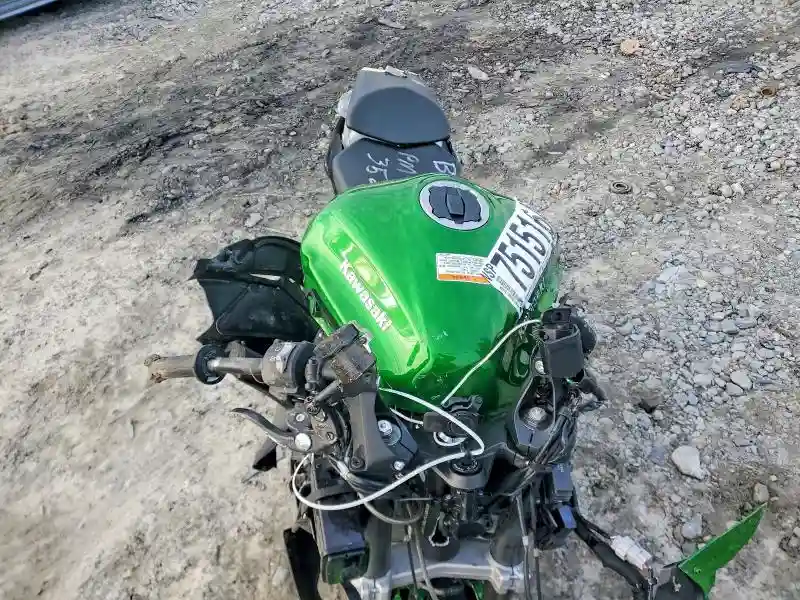JKAZXBJ15SA000234 2025 KAWASAKI ZX1100 J-4
