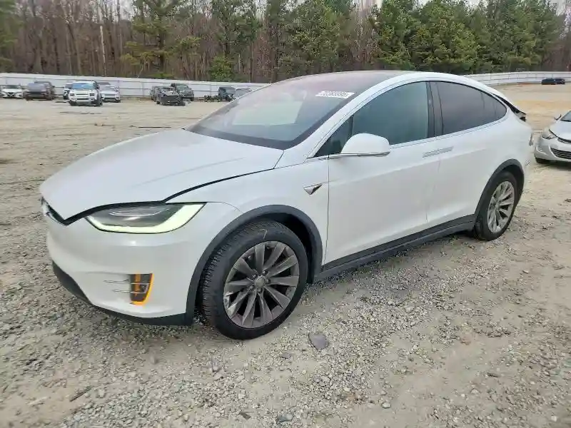5YJXCDE23LF299528 2020 TESLA MODEL X-0