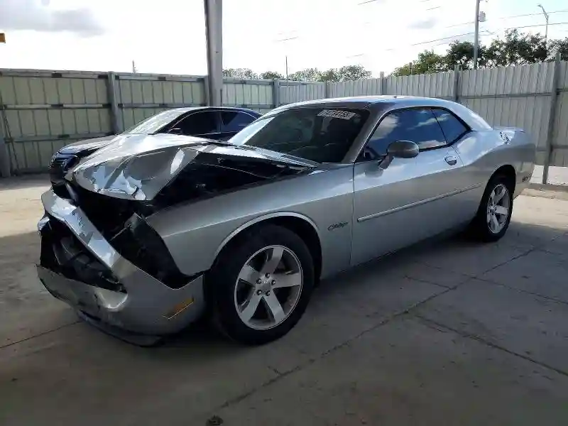 2B3CJ4DG8BH602492 2011 DODGE CHALLENGER-0