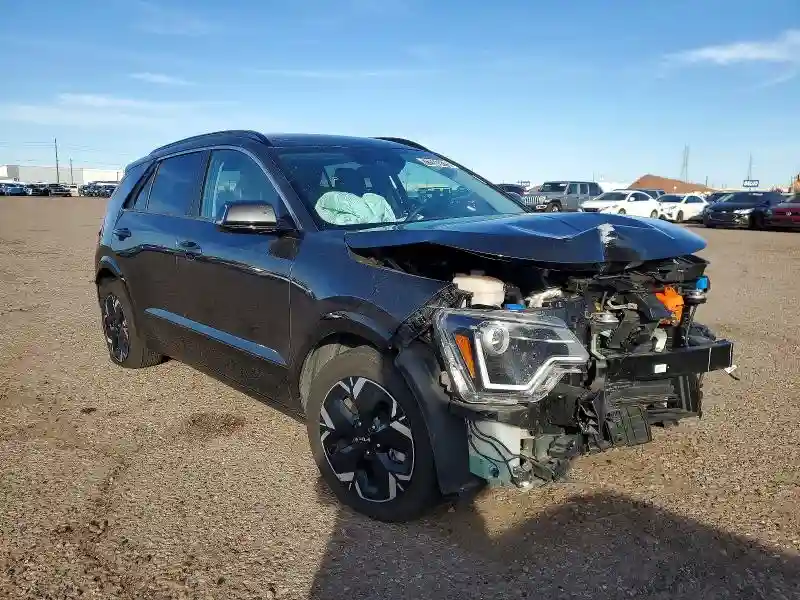 KNDCR3L14R5087152 2024 KIA NIRO WIND-3