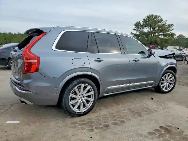 YV4A22PL4H1112054 2017 VOLVO XC90-2