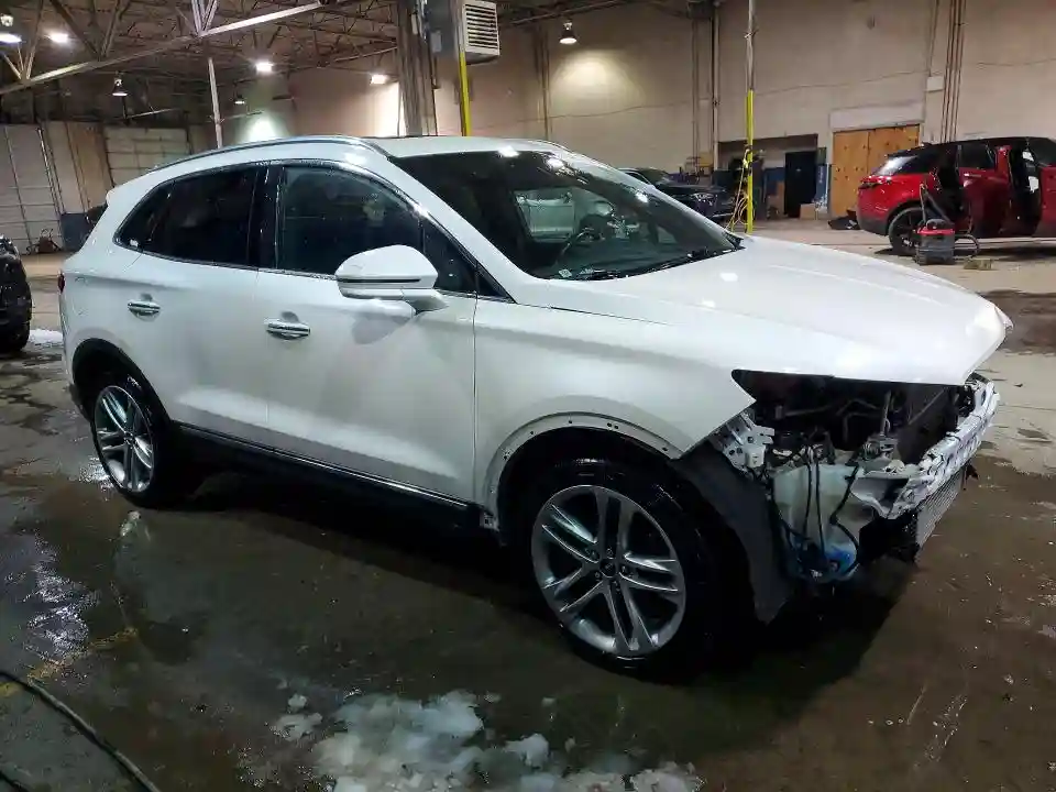 5LMCJ3D95KUL16499 2019 LINCOLN MKC-3