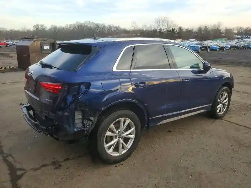 WA1DECF32M1112749 2021 AUDI Q3-2