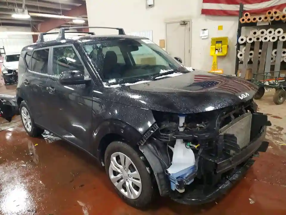 KNDJ23AU1N7172604 2022 KIA SOUL-3