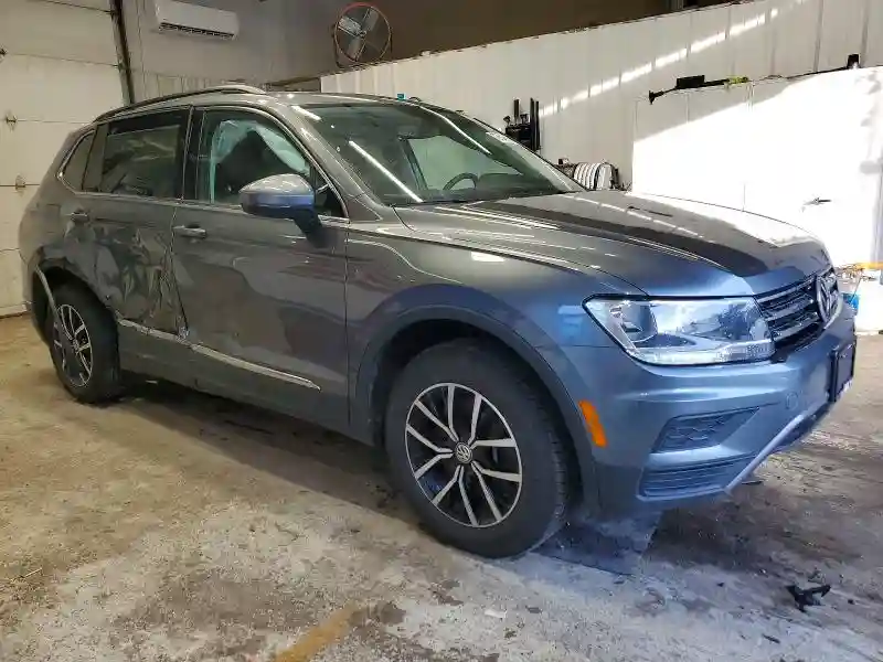 3VV2B7AX6MM053006 2021 VOLKSWAGEN TIGUAN-3