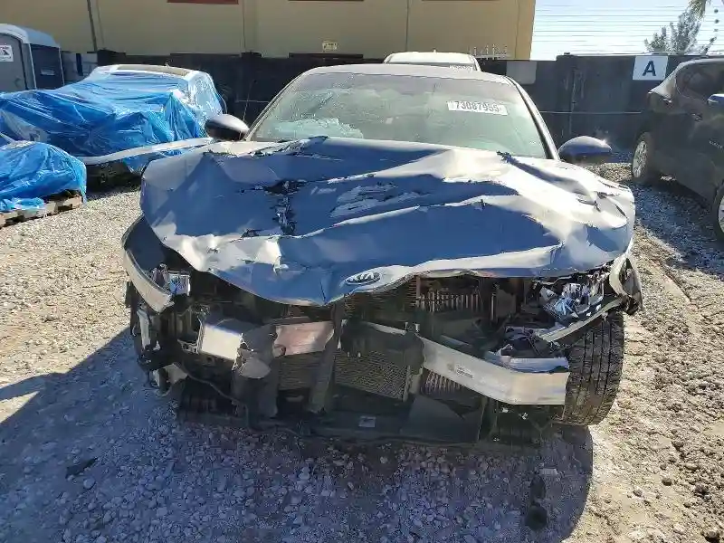 5XXG14J29MG025423 2021 KIA K5-4