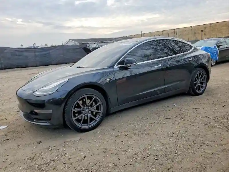 5YJ3E1EA6KF296829 2019 TESLA MODEL 3-0