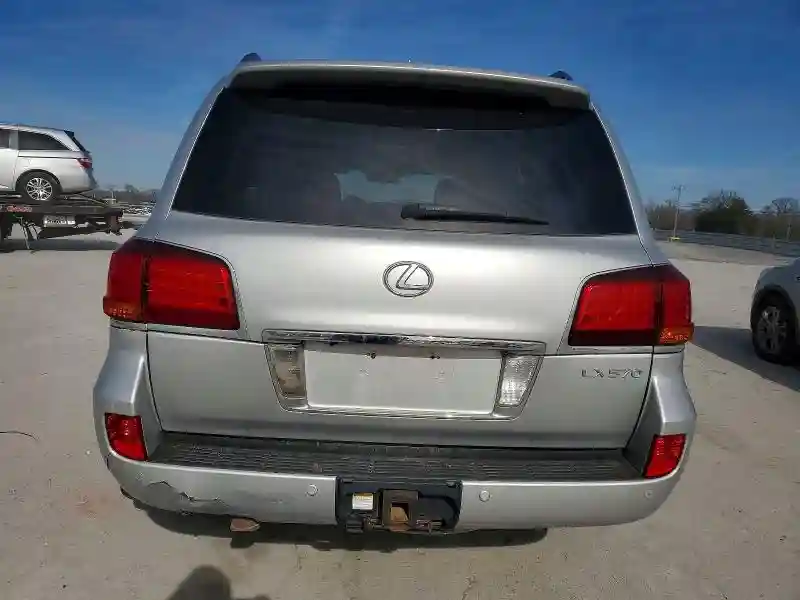 JTJHY7AX1B4061219 2011 LEXUS LX570-5