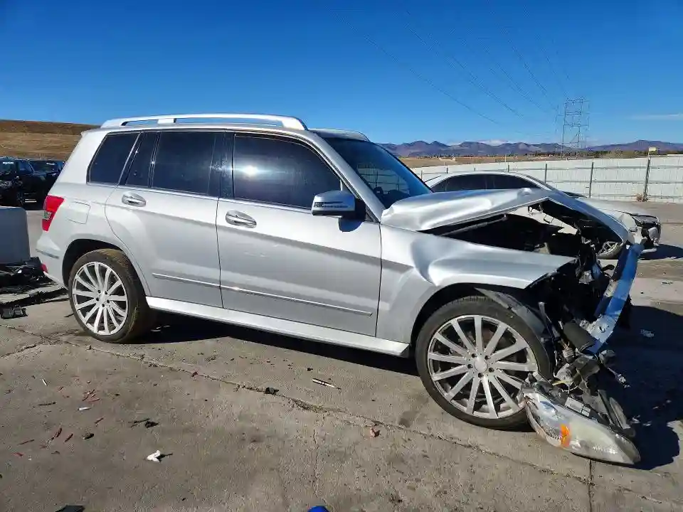 WDCGG8HB6AF432485 2010 MERCEDES-BENZ GLK-CLASS-3