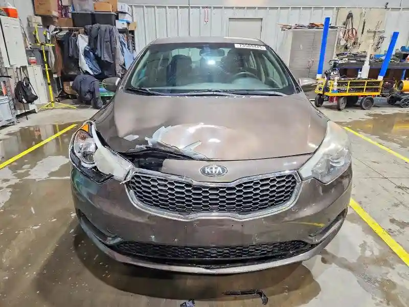 KNAFX4A69E5213729 2014 KIA FORTE-4
