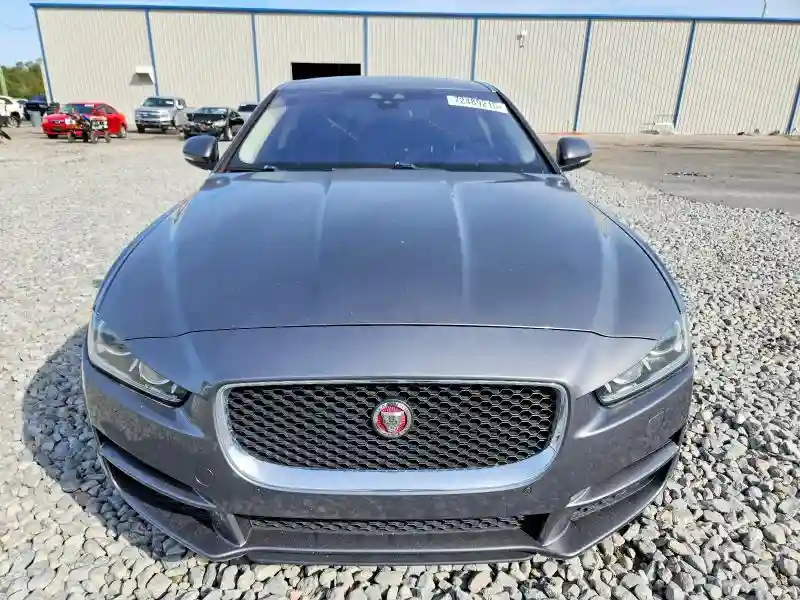 SAJAD4BN8HA952387 2017 JAGUAR XE-4