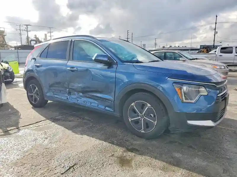 KNDCS3LF4R5166353 2024 KIA NIRO-3