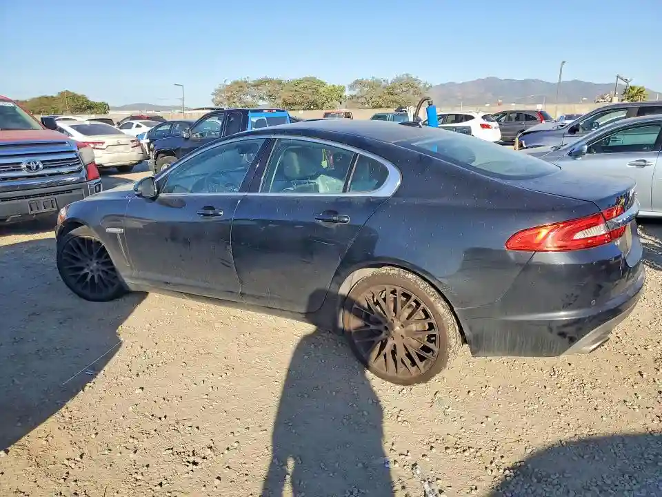 SAJWA0HB2CLS23934 2012 JAGUAR XF-1