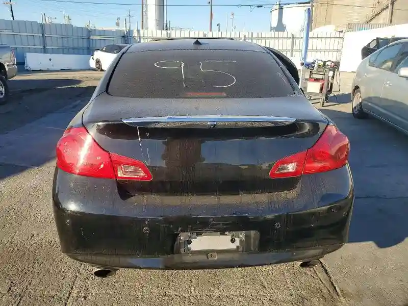 JN1CV6AP3DM725025 2013 INFINITI G37-5