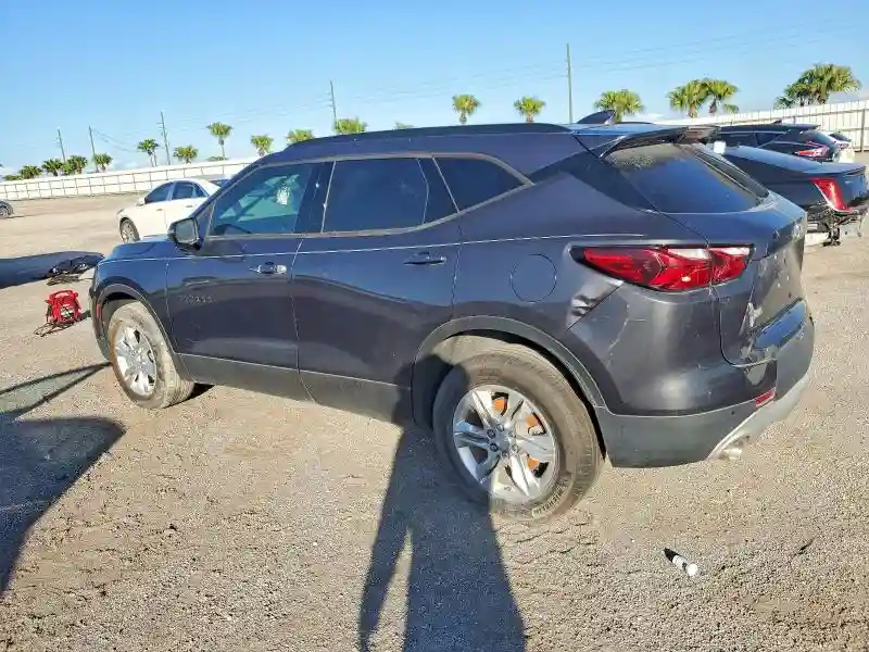 3GNKBCRS1MS529486 2021 CHEVROLET BLAZER-1