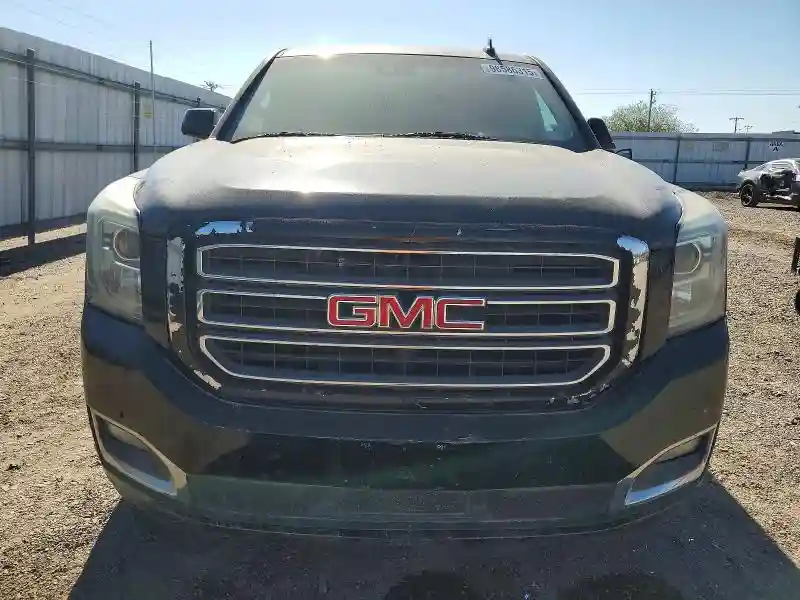1GKS1AKC6JR137464 2018 GMC YUKON-4