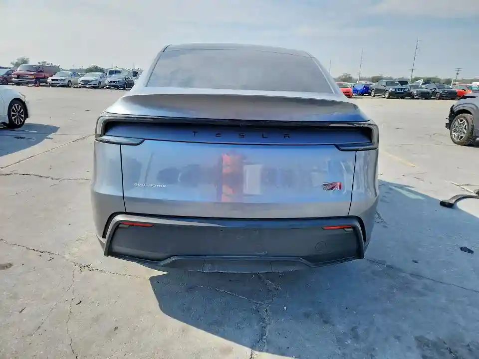 7SAYGDEE0TA381591 2026 TESLA MODEL Y-5