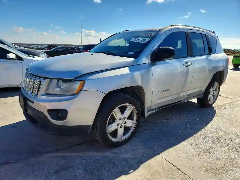 1J4NF5FB1BD135049 2011 JEEP COMPASS-0