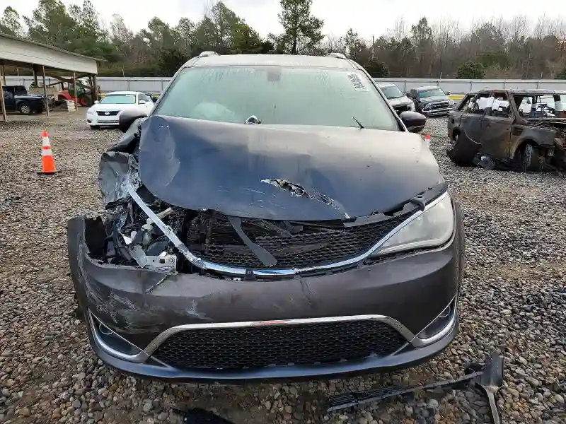 2C4RC1BG6JR118947 2018 CHRYSLER PACIFICA-4