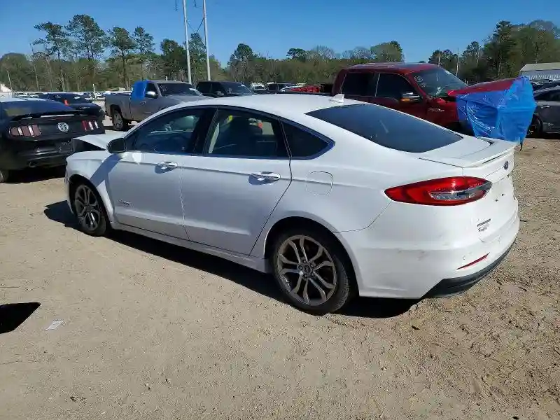 3FA6P0RU5KR185747 2019 FORD FUSION-1