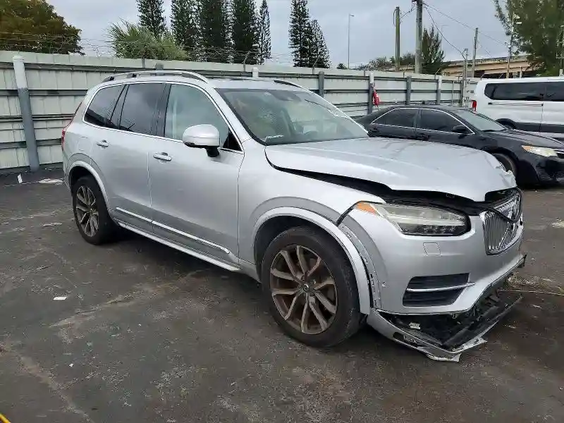 YV4A22PK8H1177075 2017 VOLVO XC90-3