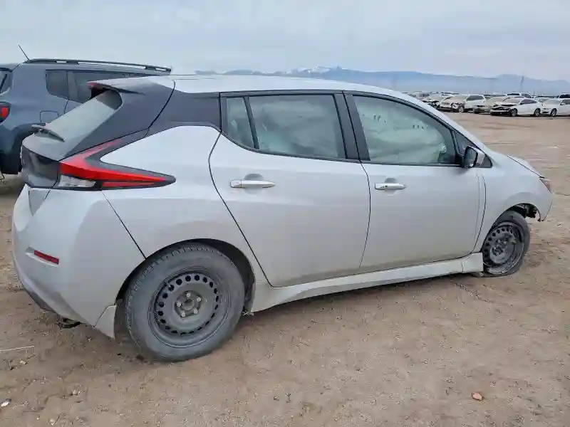 1N4AZ1BVXPC556713 2023 NISSAN LEAF-2