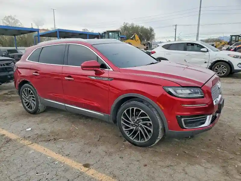 2LMPJ6LP8KBL18666 2019 LINCOLN NAUTILUS-3