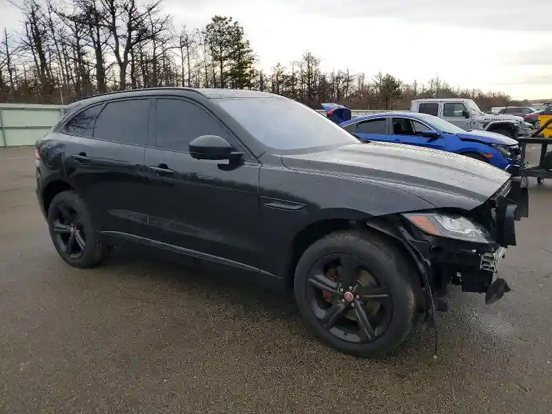SADCM2FV8KA357461 2019 JAGUAR F-PACE-3