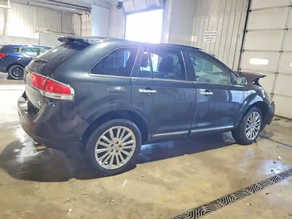 2LMDJ8JK6BBJ24644 2011 LINCOLN MKX-2