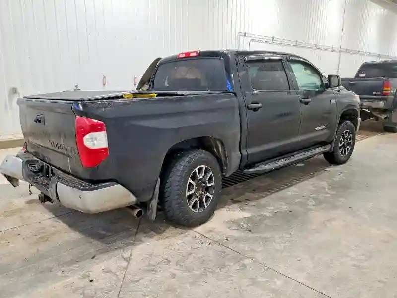5TFDY5F10HX639585 2017 TOYOTA TUNDRA-2