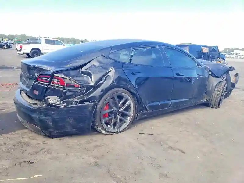 5YJSA1E67PF512455 2023 TESLA MODEL S-2