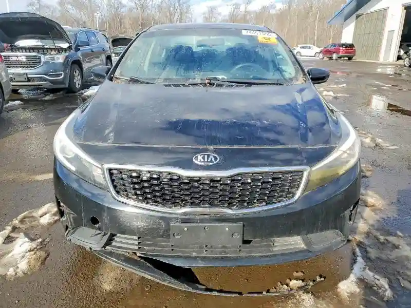 3KPFK4A70HE053761 2017 KIA FORTE-4