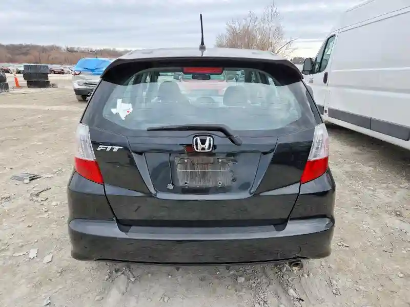 JHMGE8H61AS011360 2010 HONDA FIT-4