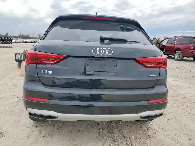 WA1AUCF33M1104780 2021 AUDI Q3-5