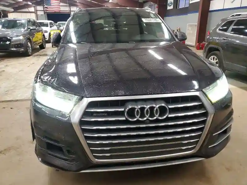 WA1LAAF78JD030386 2018 AUDI Q7-4