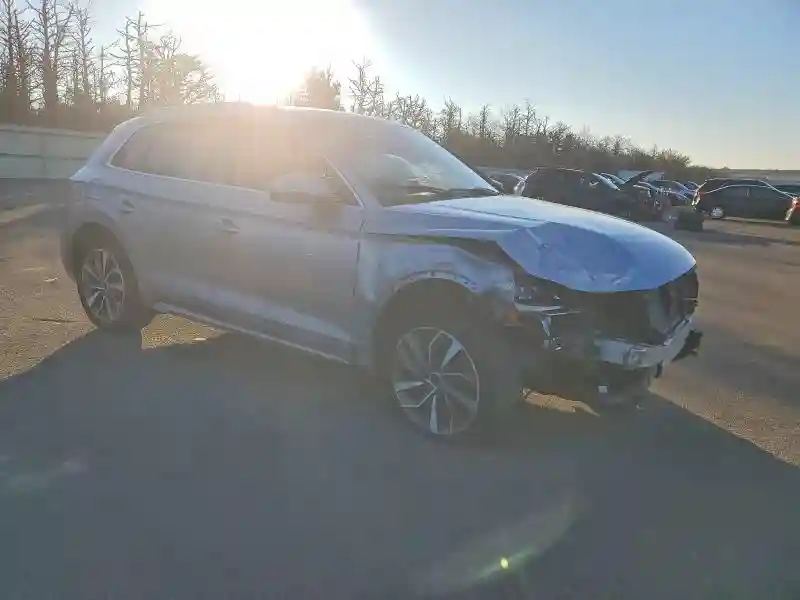 WA1BAAFY0M2016714 2021 AUDI Q5-3