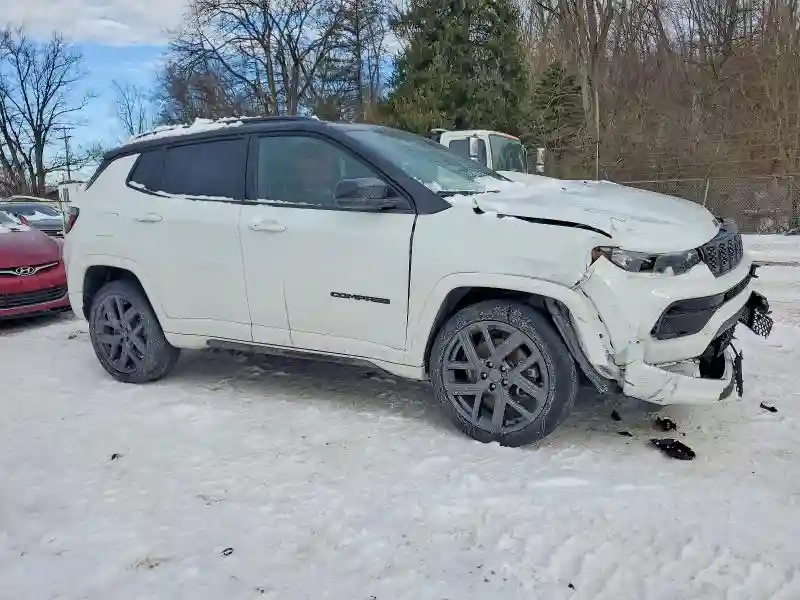 3C4NJDCN2RT139242 2024 JEEP COMPASS-3
