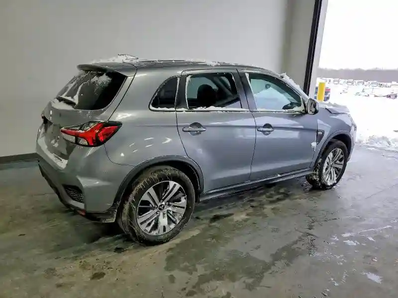 JA4APUAU1MU004009 2021 MITSUBISHI OUTLANDER-2