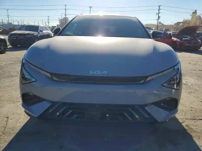 5XYC44JA7SG010151 2025 KIA EV6 GT LIN-4