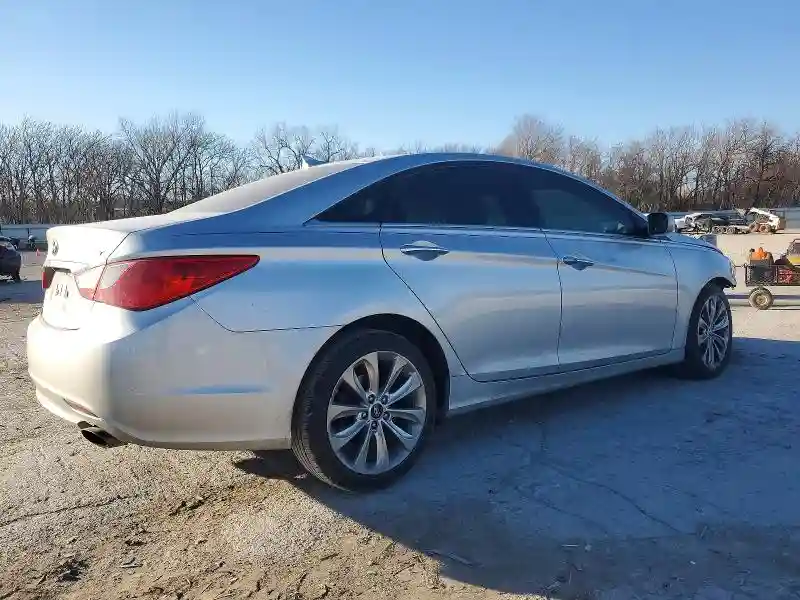 5NPEC4AB9CH397896 2012 HYUNDAI SONATA-2