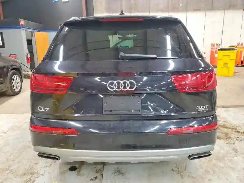 WA1LAAF78JD030386 2018 AUDI Q7-5