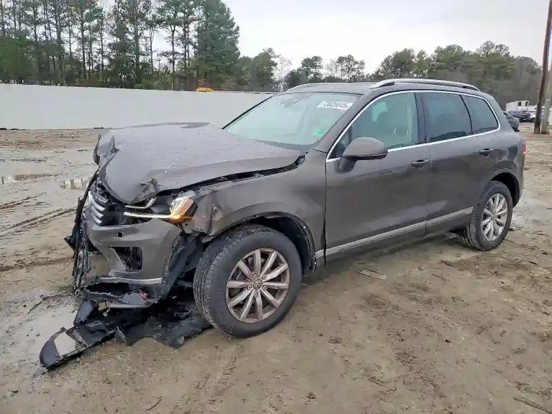 WVGEF7BP2HD006874 2017 VOLKSWAGEN TOUAREG-0