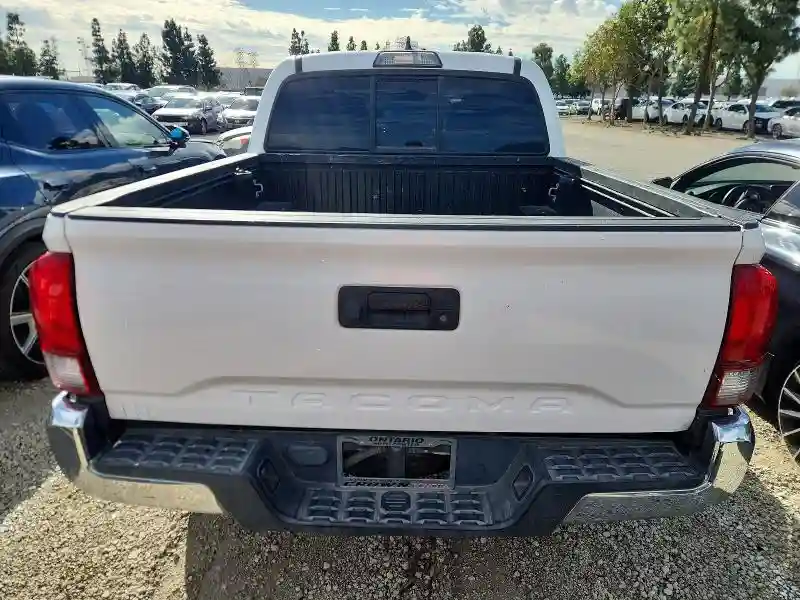 5TFAX5GN6JX118707 2018 TOYOTA TACOMA-5