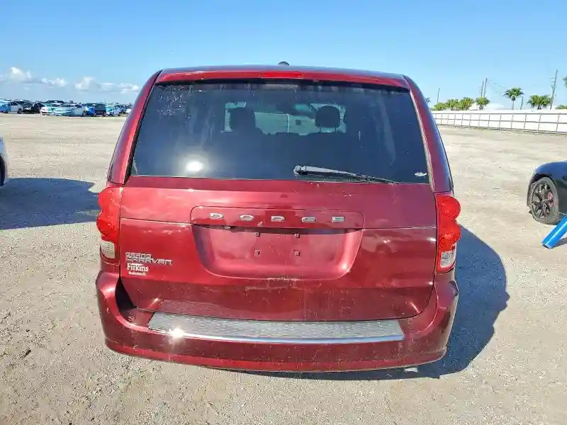 2C4RDGBG4JR273108 2018 DODGE CARAVAN-5