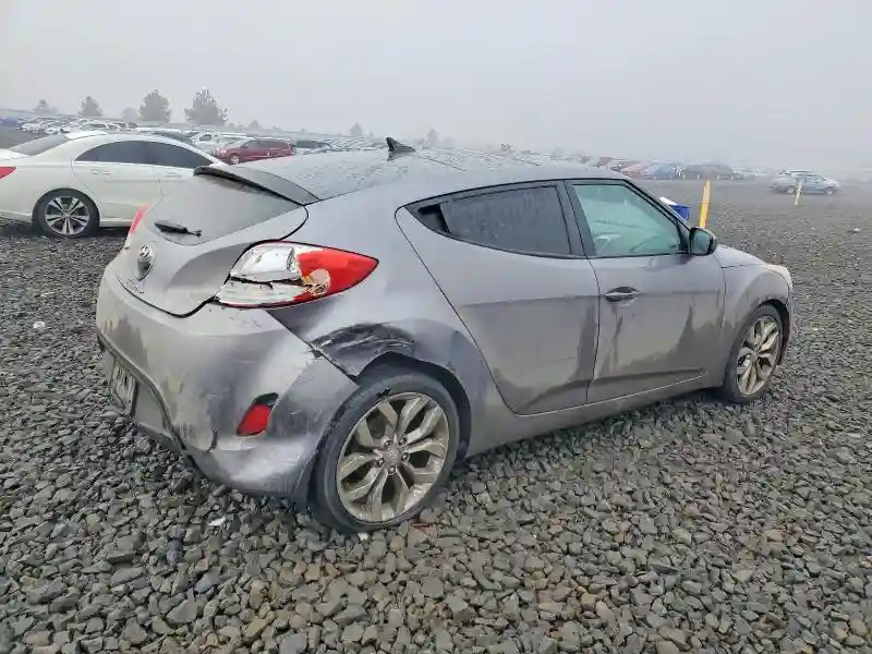 KMHTC6AD6CU045171 2012 HYUNDAI VELOSTER-2