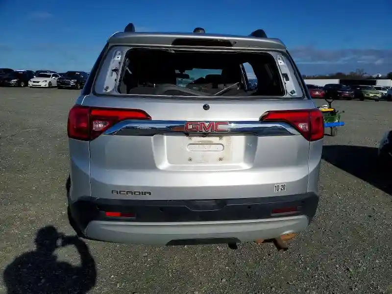 1GKKNMLA4JZ119256 2018 GMC ACADIA-5