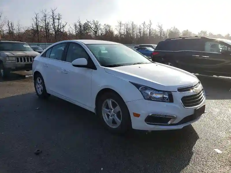 1G1PE5SB4G7216729 2016 CHEVROLET CRUZE-3