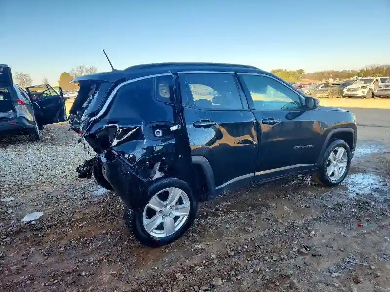 3C4NJDBB0NT120996 2022 JEEP COMPASS-2