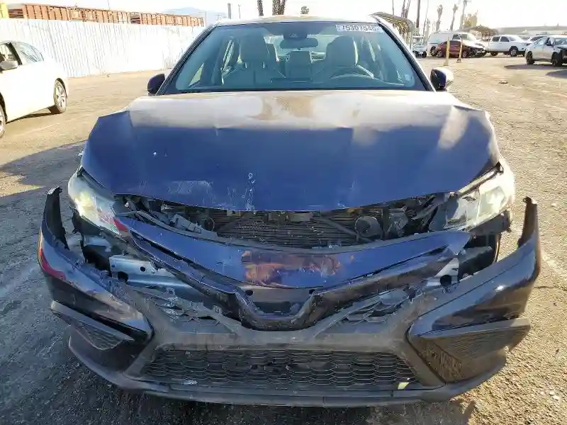 4T1G11AK9NU681773 2022 TOYOTA CAMRY-4